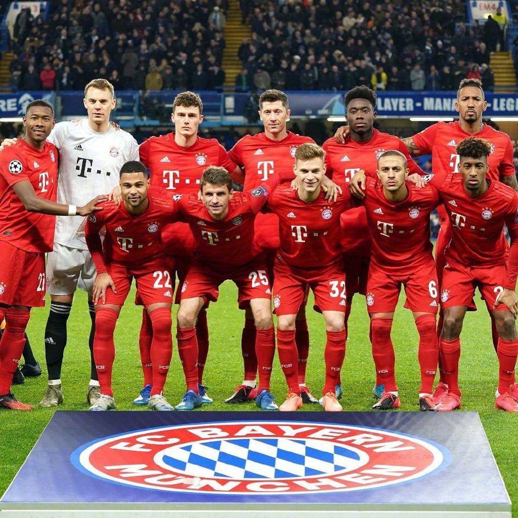 英超：曼联主场2-1逆转热刺